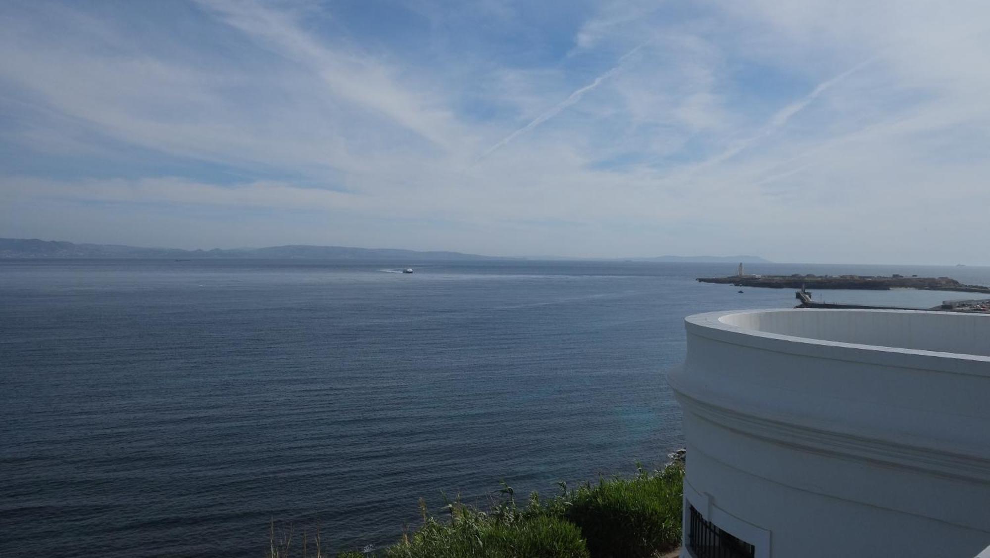 Floating House Tarifa Hotel Exterior photo